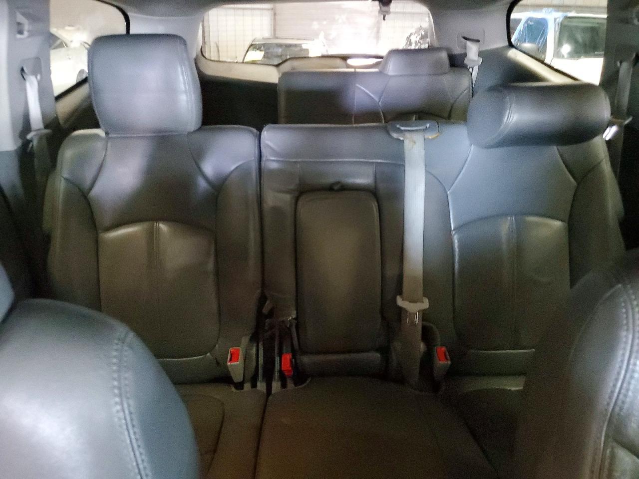2017 Chevrolet Traverse Ls - zdjęcie 10