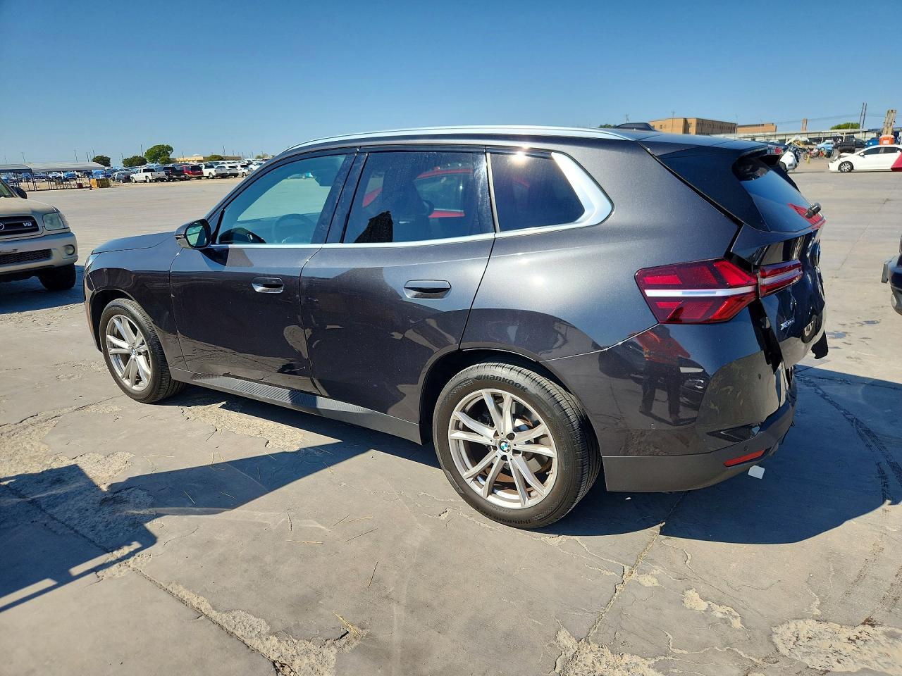 2025 BMW X3 30 xDrive - zdjęcie 2
