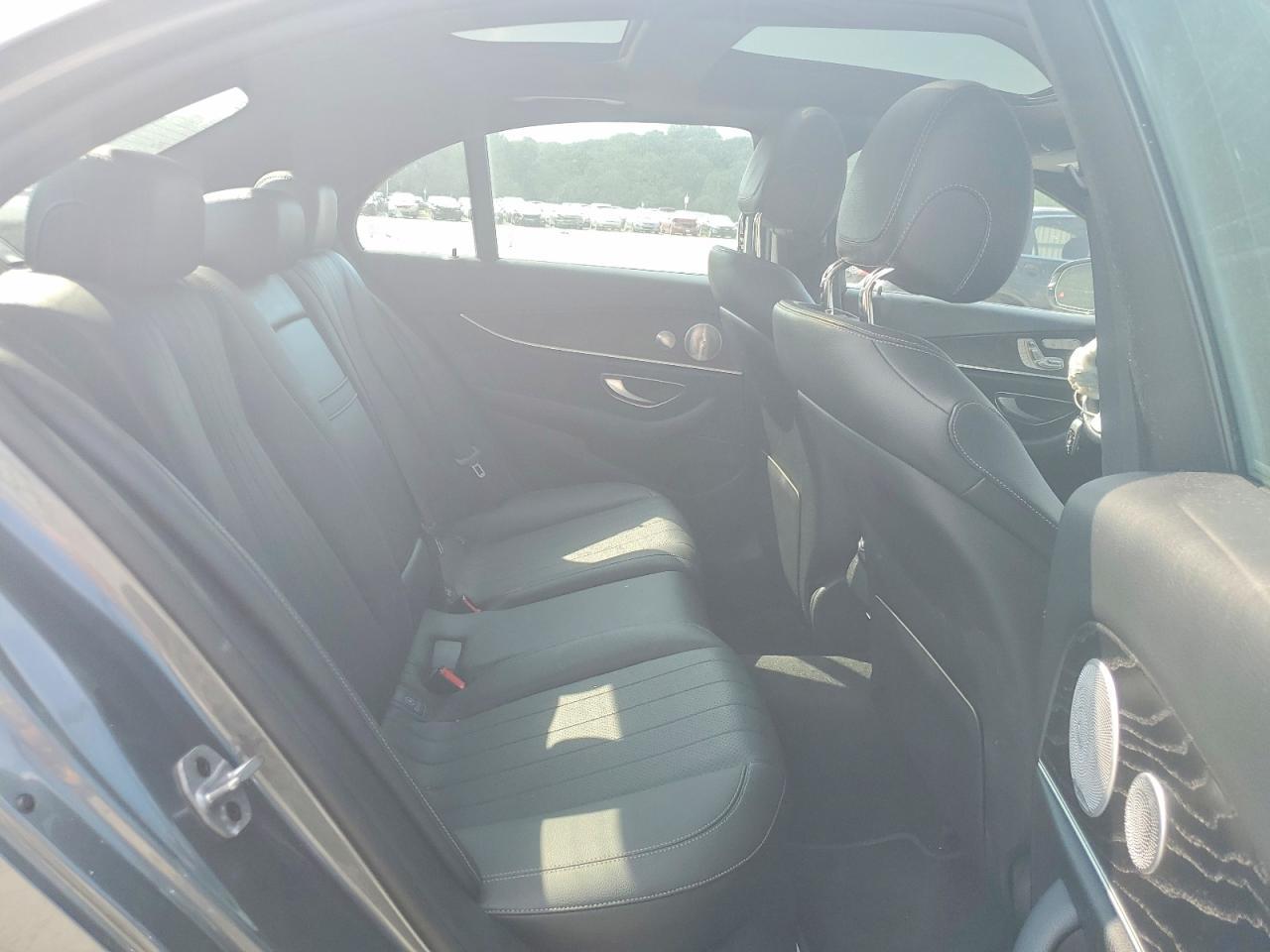 2020 Mercedes-Benz E 350 4Matic - zdjęcie 10