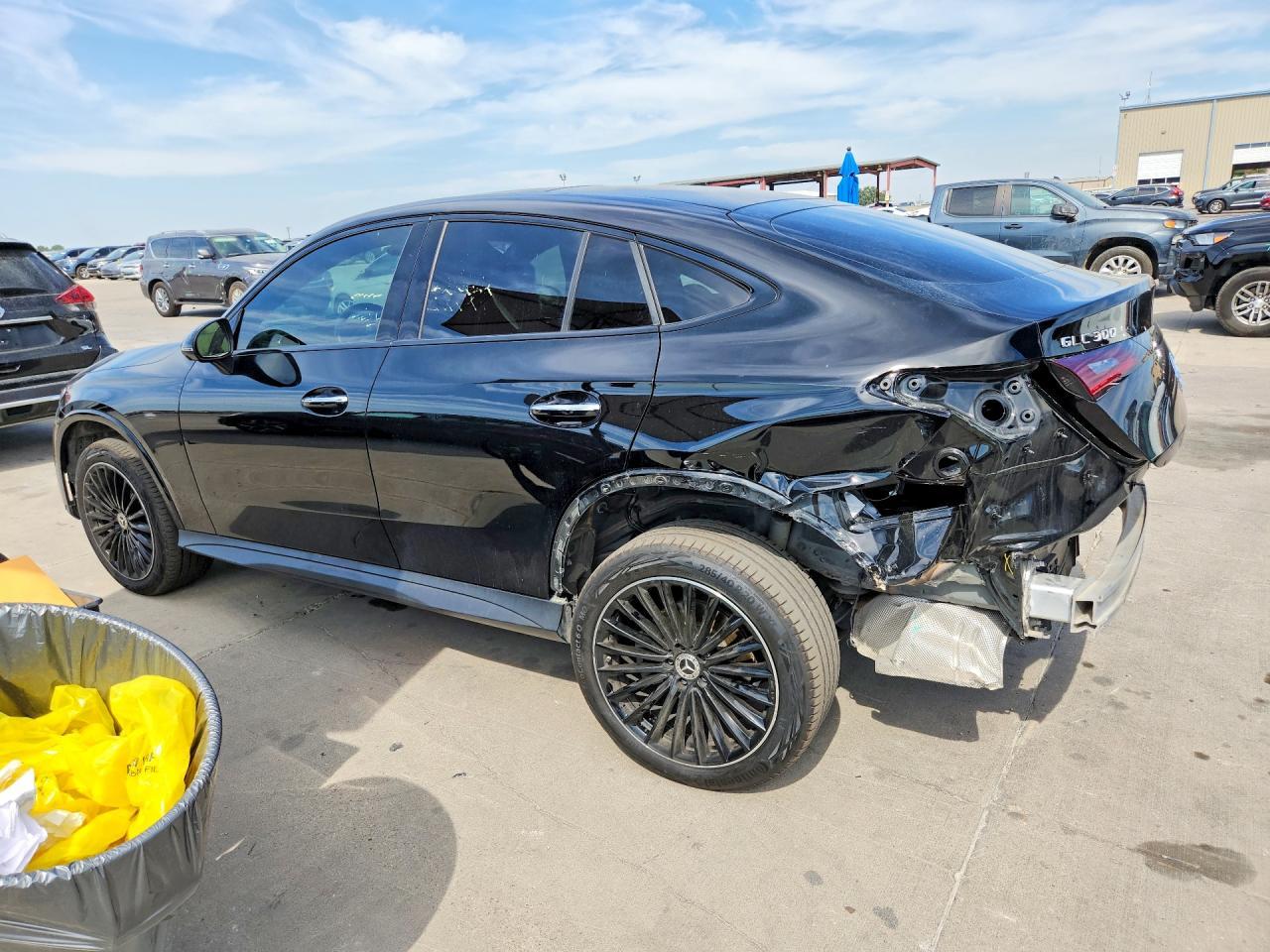 2024 Mercedes-Benz Glc Coupe 300 4Matic - zdjęcie 2