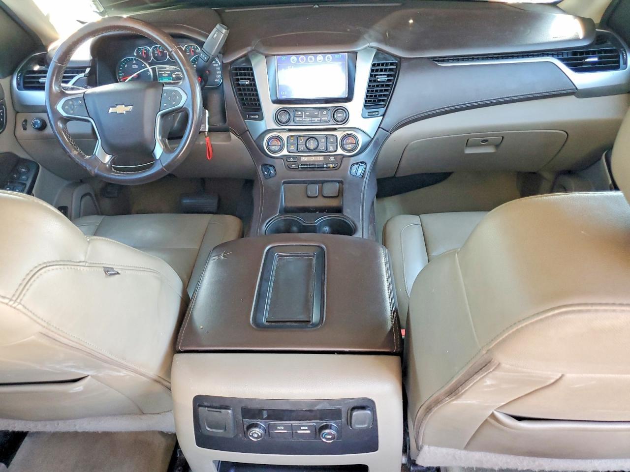 2016 Chevrolet Tahoe C1500 Lt - zdjęcie 8