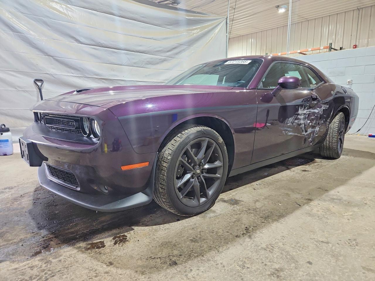 2021 Dodge Challenger Gt - zdjęcie główne