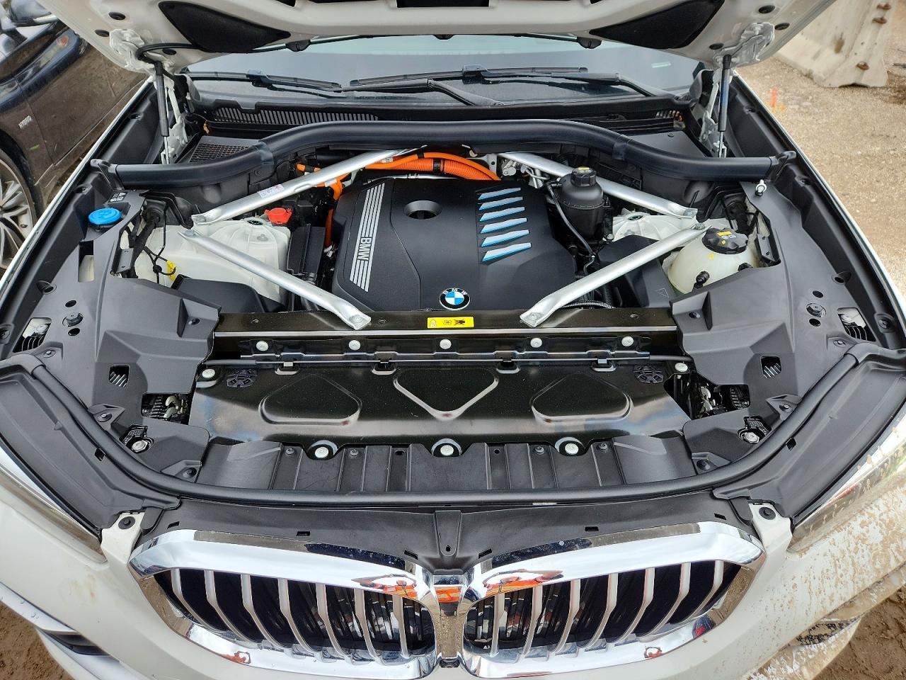 2021 BMW X5 xDrive45E - zdjęcie 11