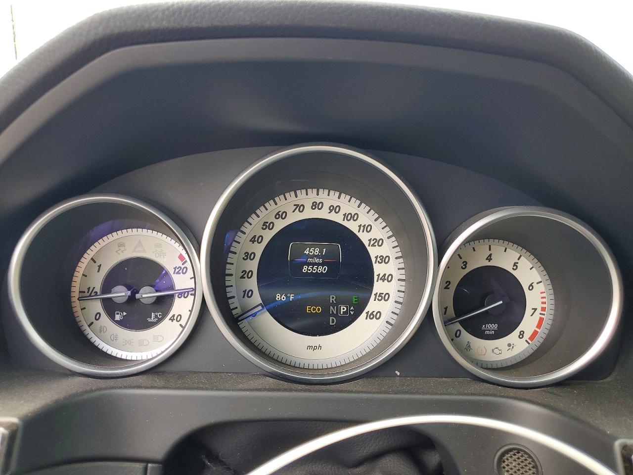 2014 Mercedes-Benz E 350 - zdjęcie 9