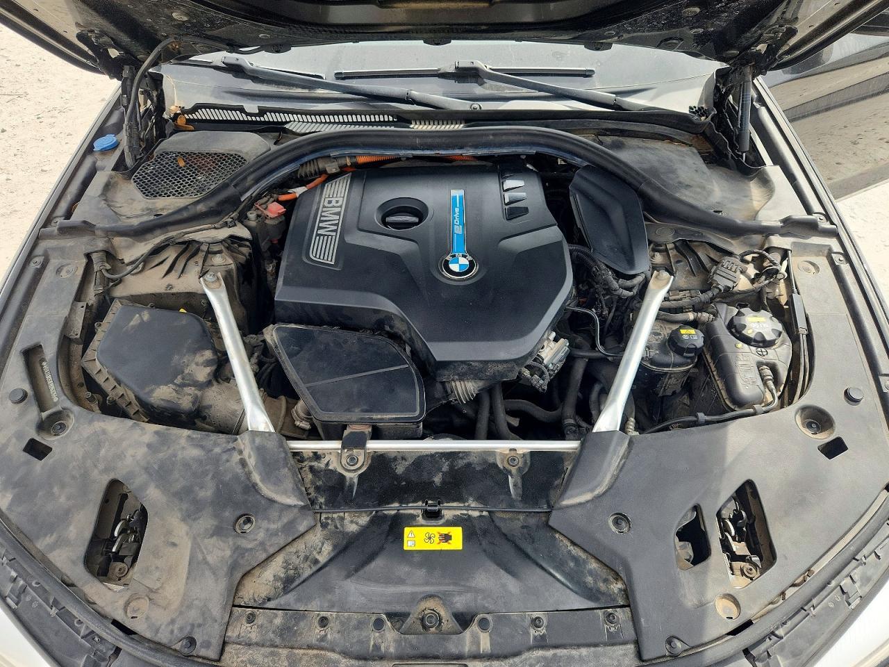 2018 BMW 530E - zdjęcie 11