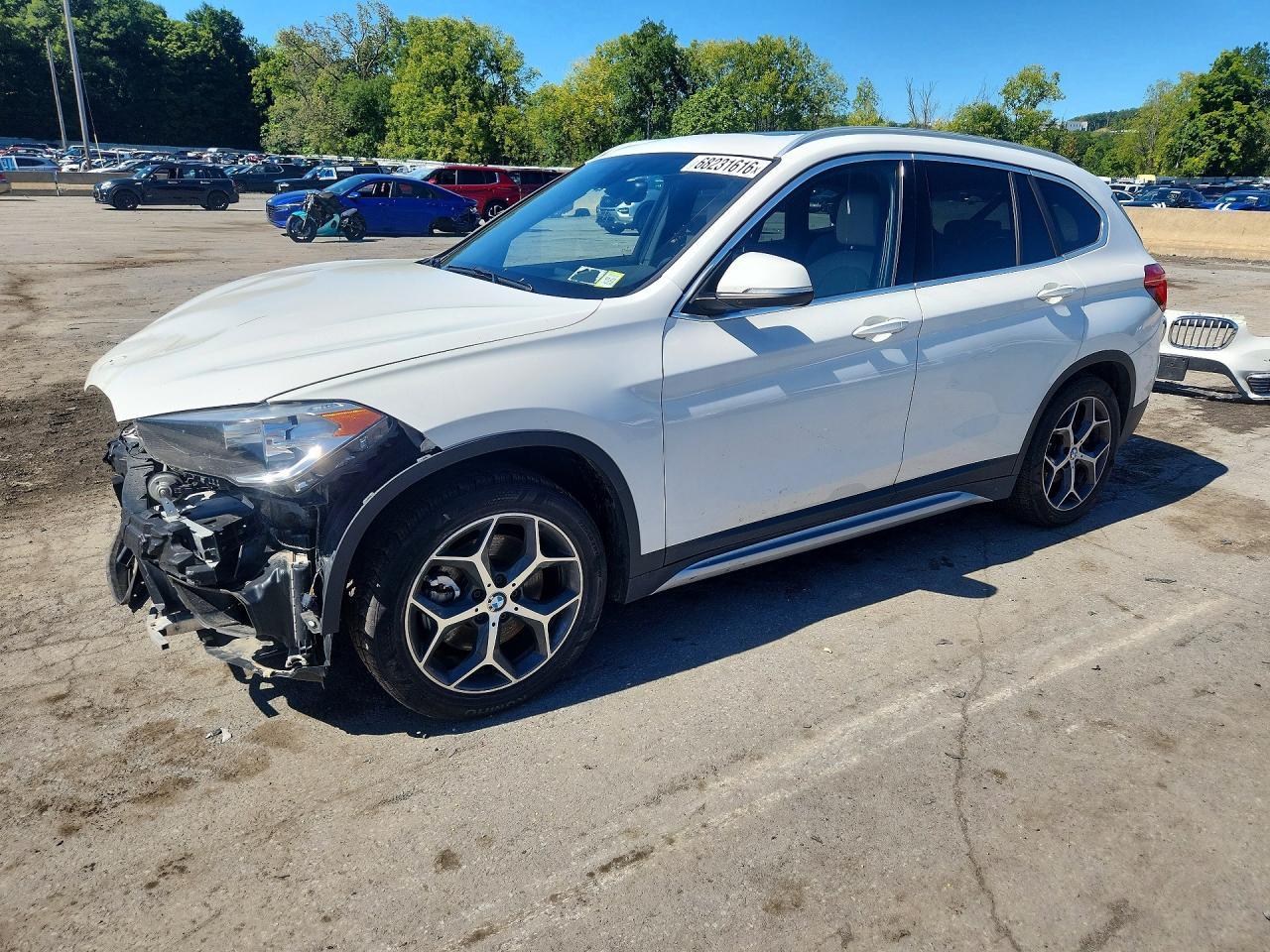 2018 BMW X1 xDrive28I - zdjęcie główne