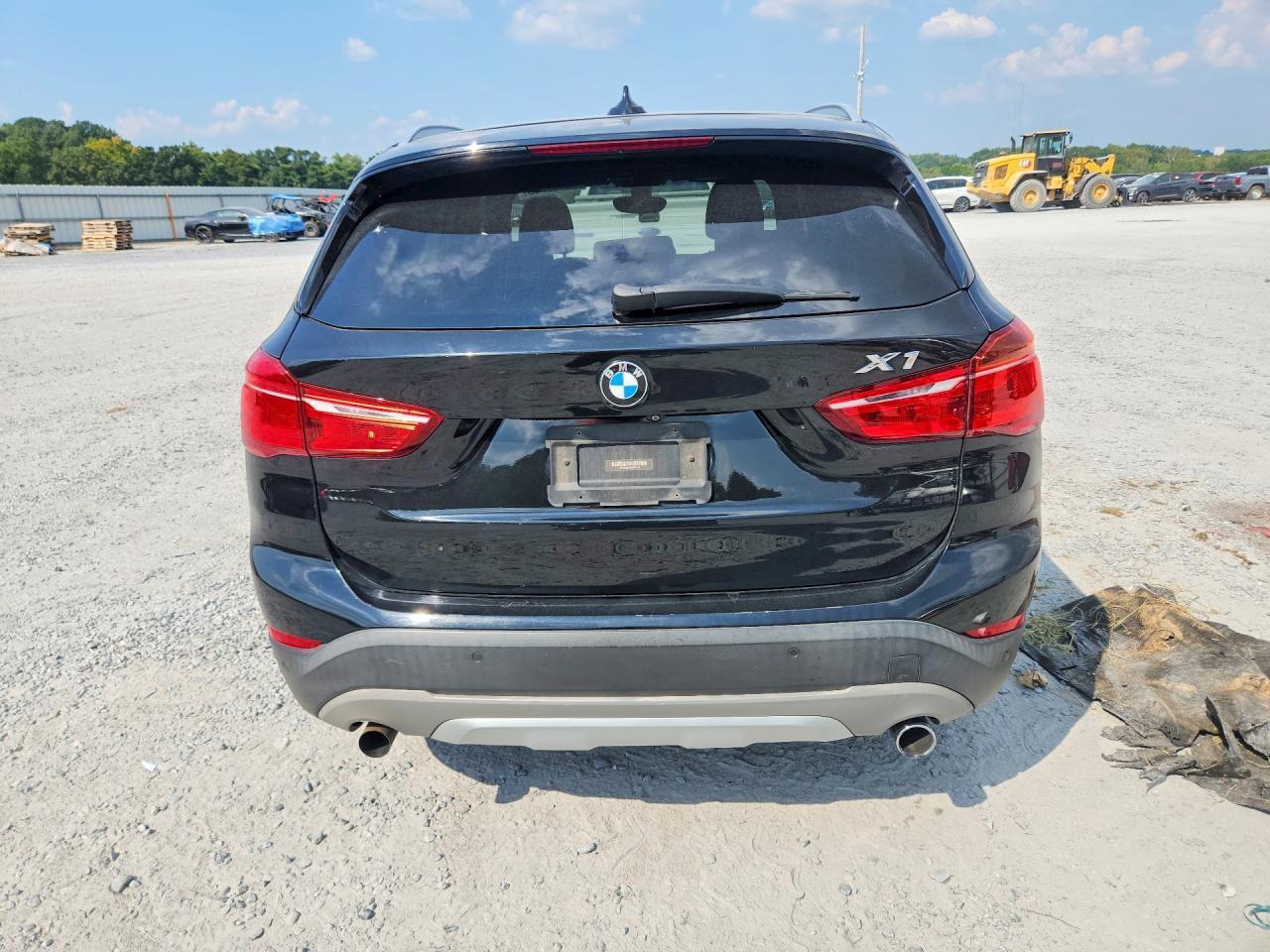 2017 BMW X1 xDrive28I - zdjęcie 6