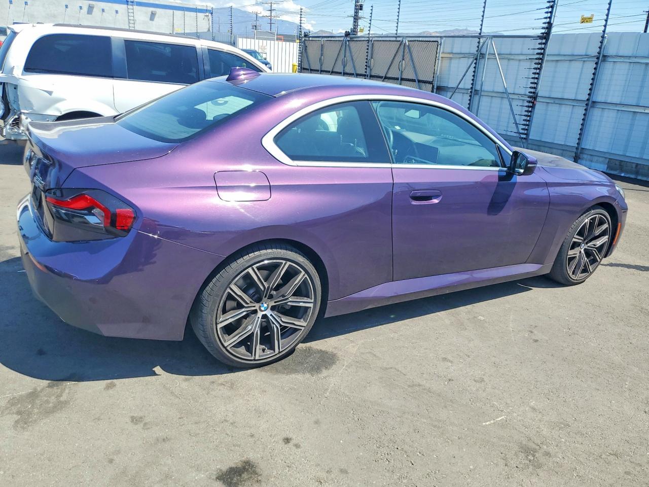 2022 BMW 230I - zdjęcie 3