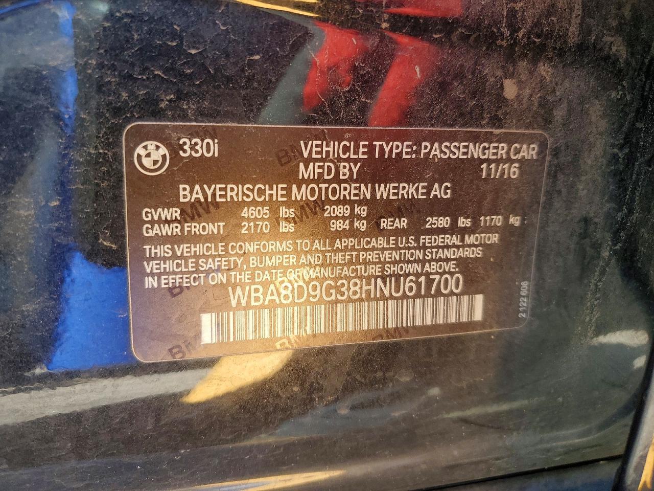 2017 BMW Seria 3 330i - zdjęcie 12