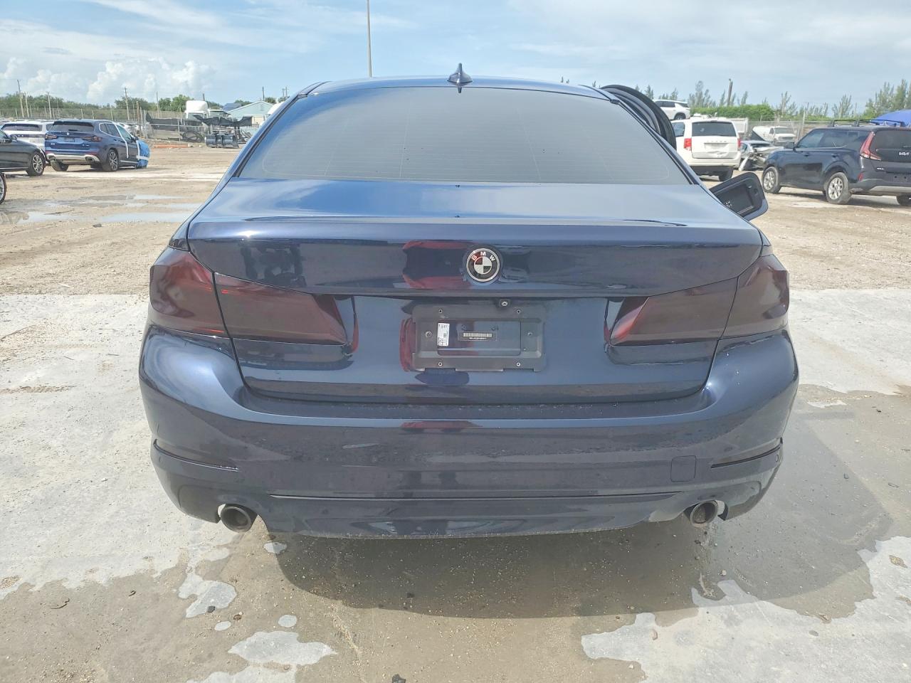 2017 BMW 530 I - zdjęcie 6