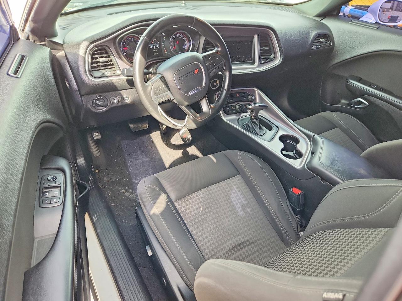 2019 Dodge Challenger Sxt - zdjęcie 8