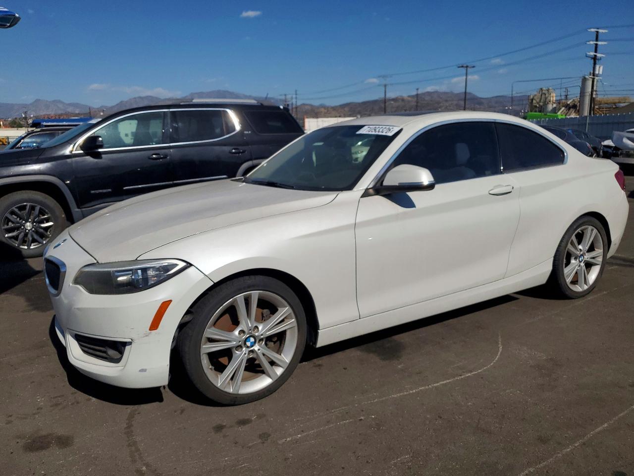 2015 BMW 228 I - zdjęcie główne