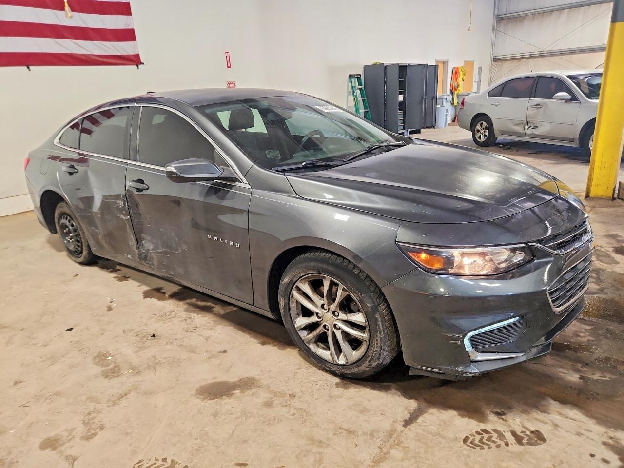 2017 Chevrolet Malibu Lt - zdjęcie 4