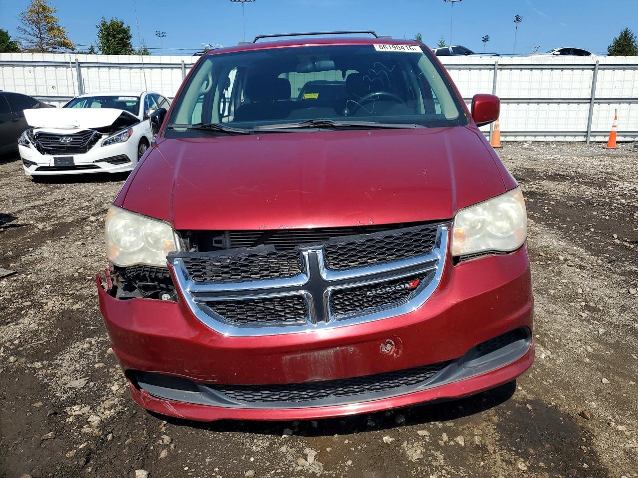 2014 Dodge Grand Caravan Sxt - zdjęcie 5