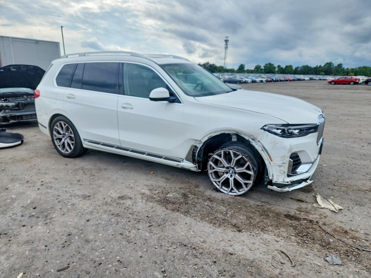 2020 BMW X7 xDrive40I - zdjęcie 4