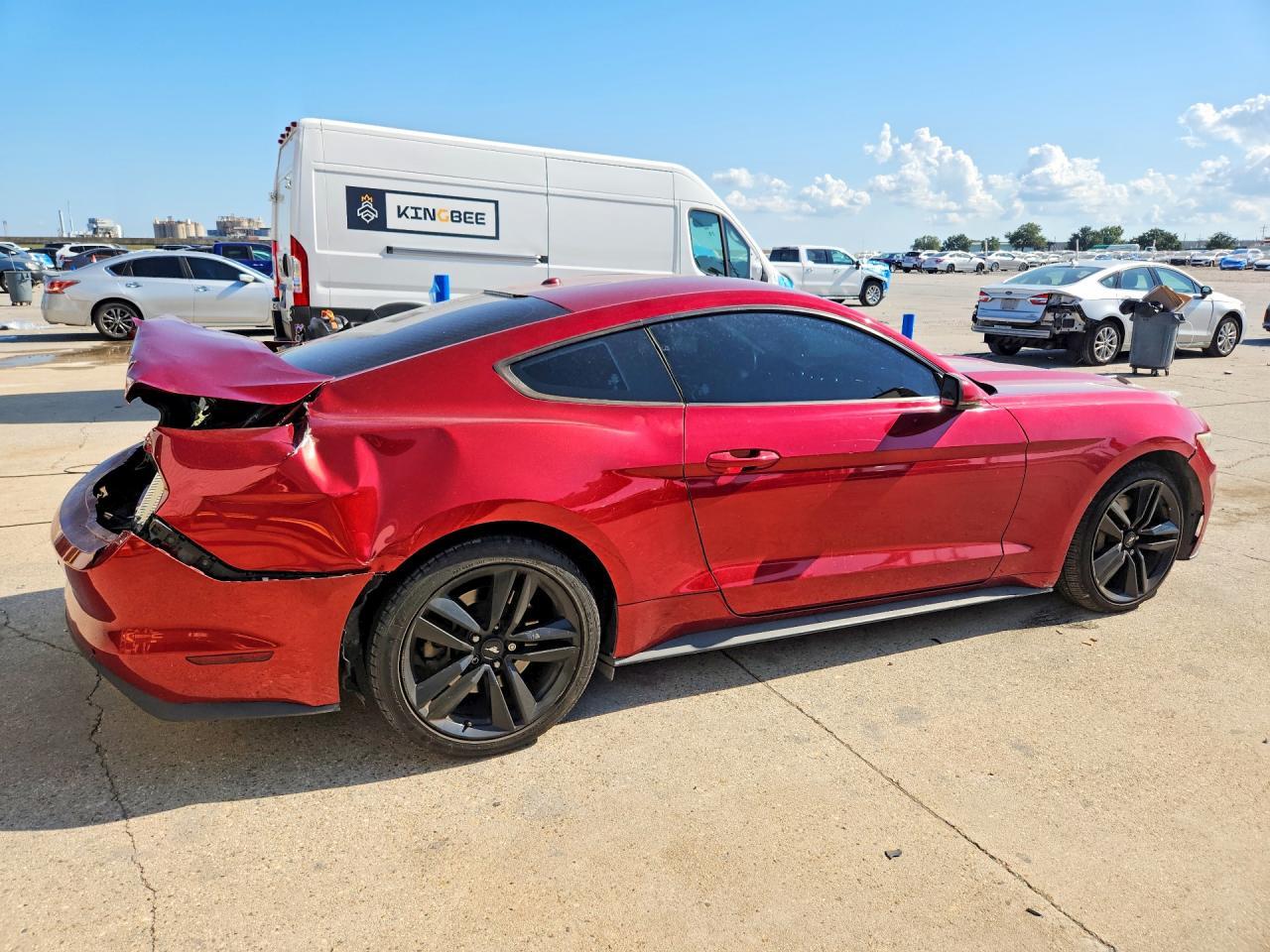 2016 Ford Mustang - zdjęcie 3
