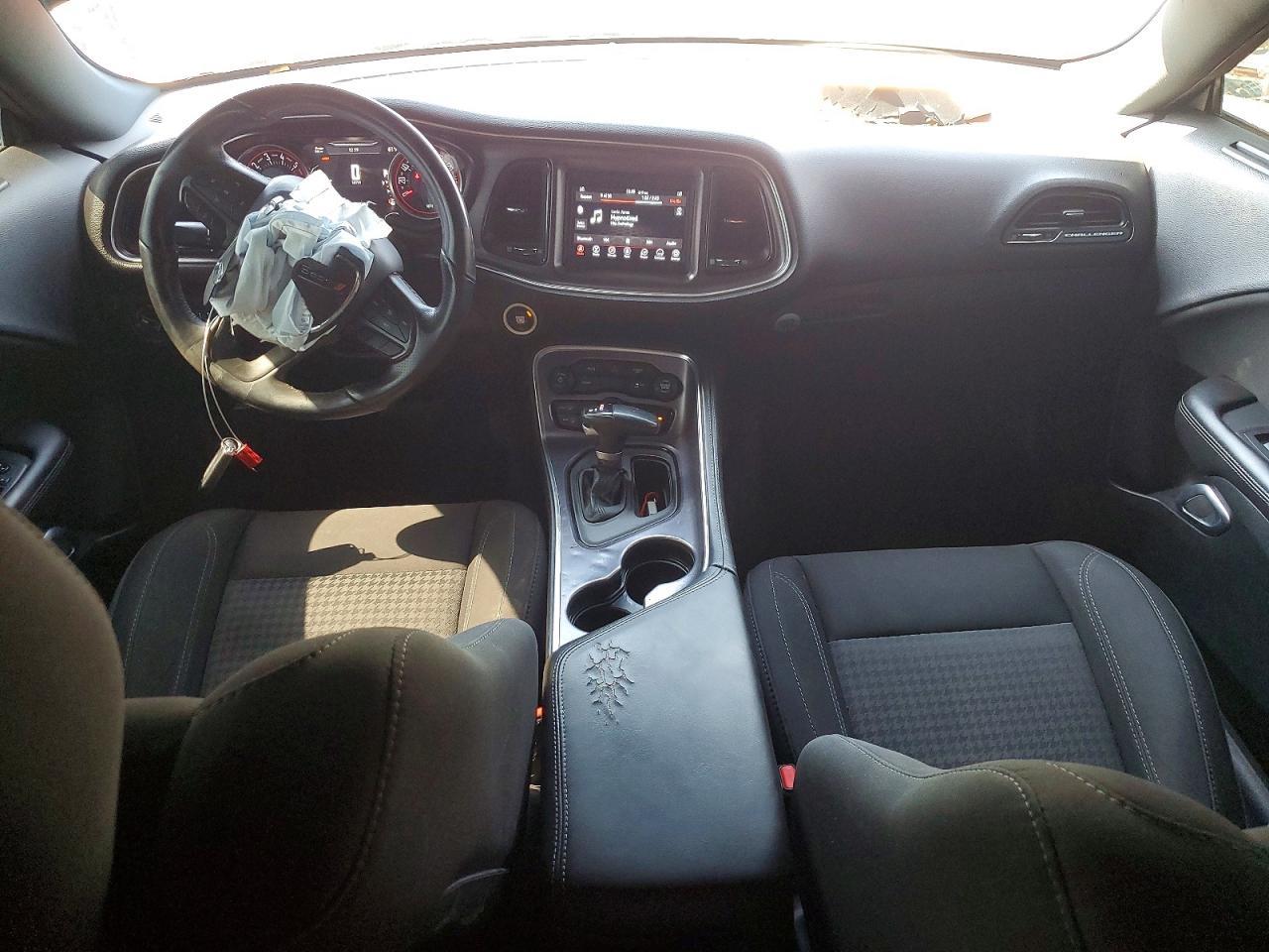 2018 Dodge Challenger R/T - zdjęcie 8