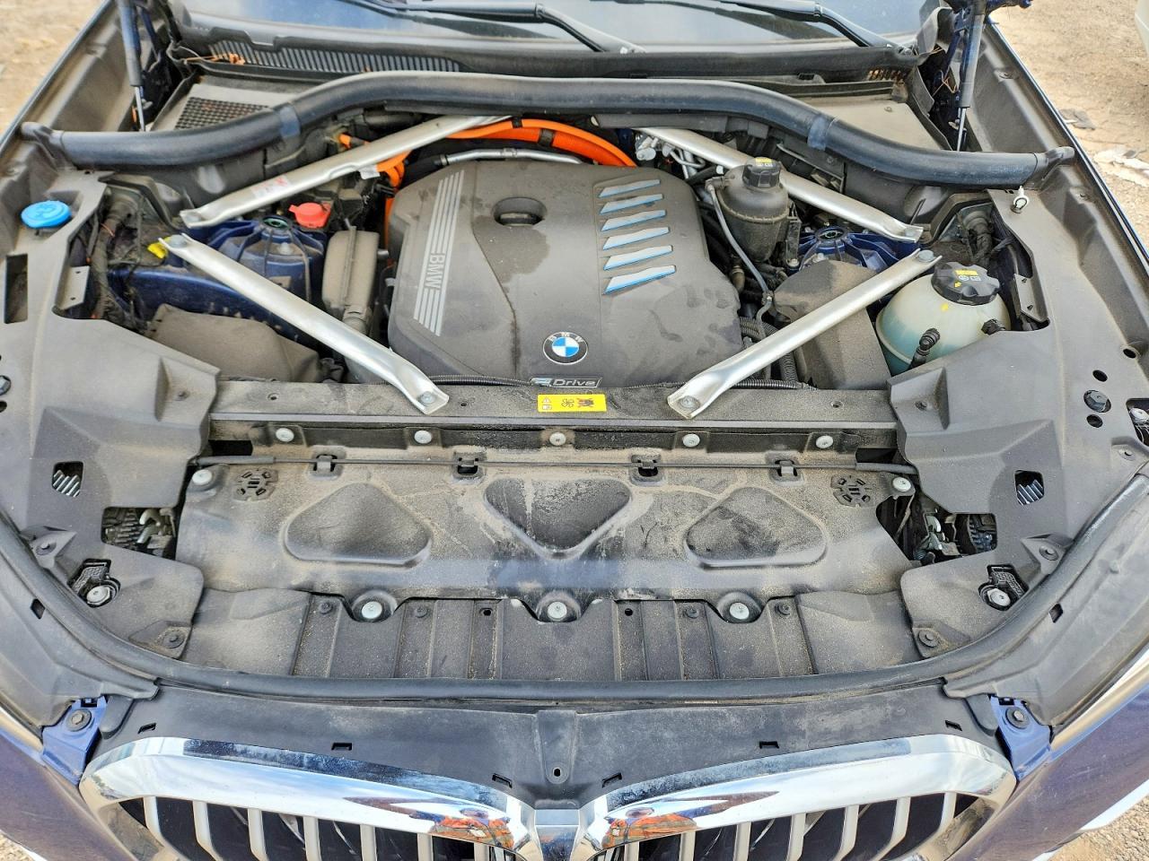 2022 BMW X5 xDrive45E - zdjęcie 11