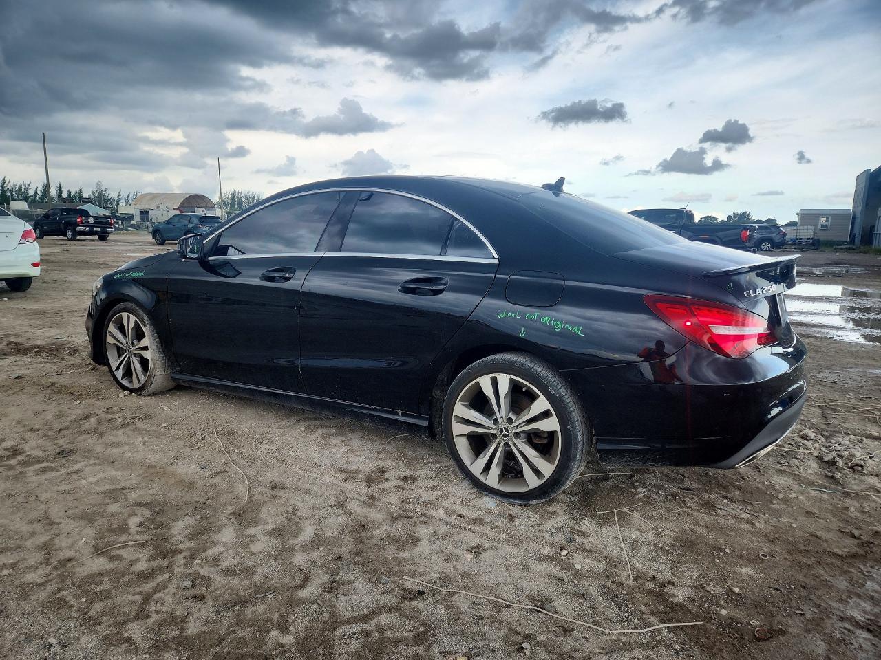 2019 Mercedes-Benz Cla 250 - zdjęcie 2