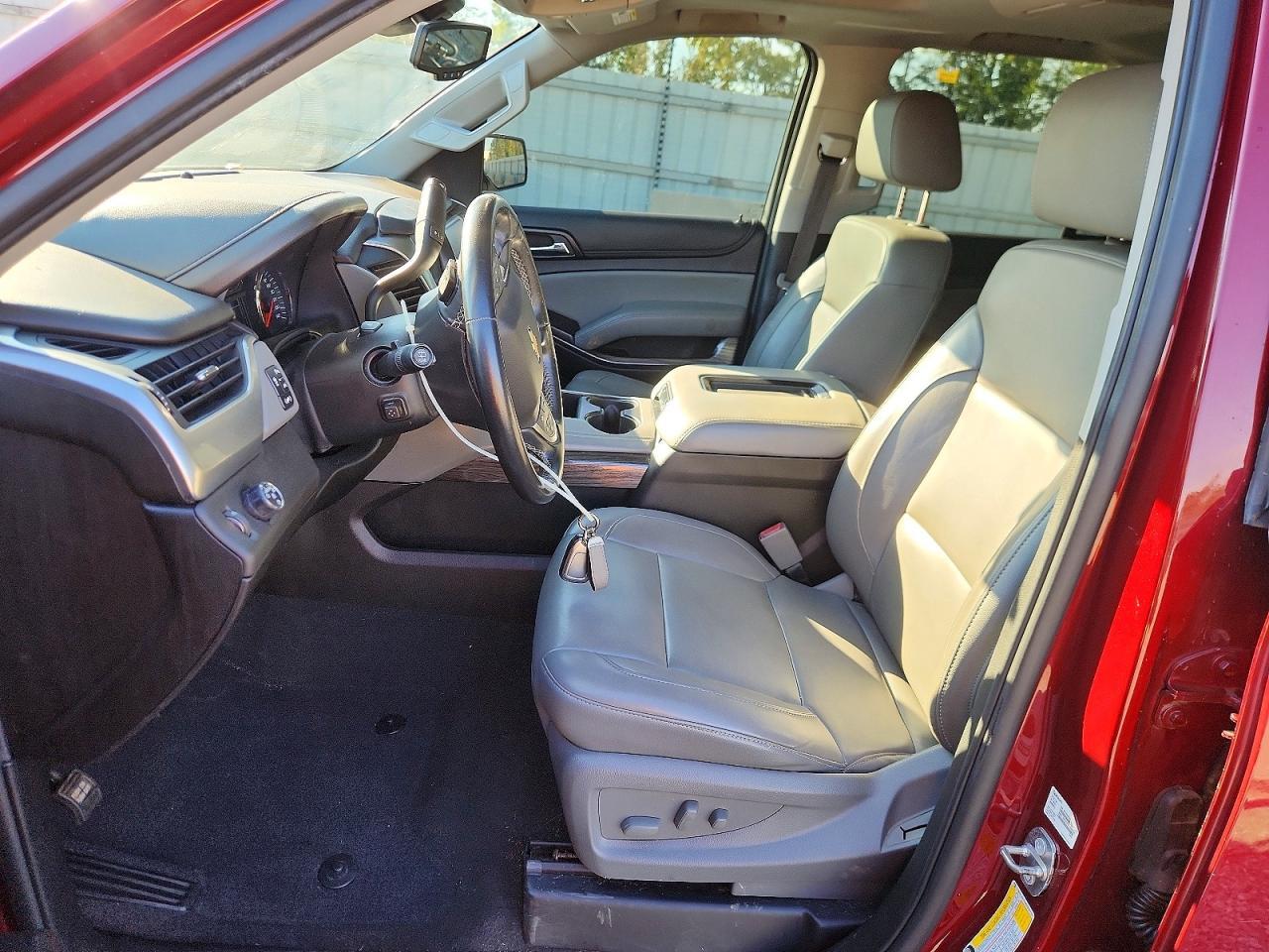 2019 Chevrolet Tahoe C1500 Lt - zdjęcie 7