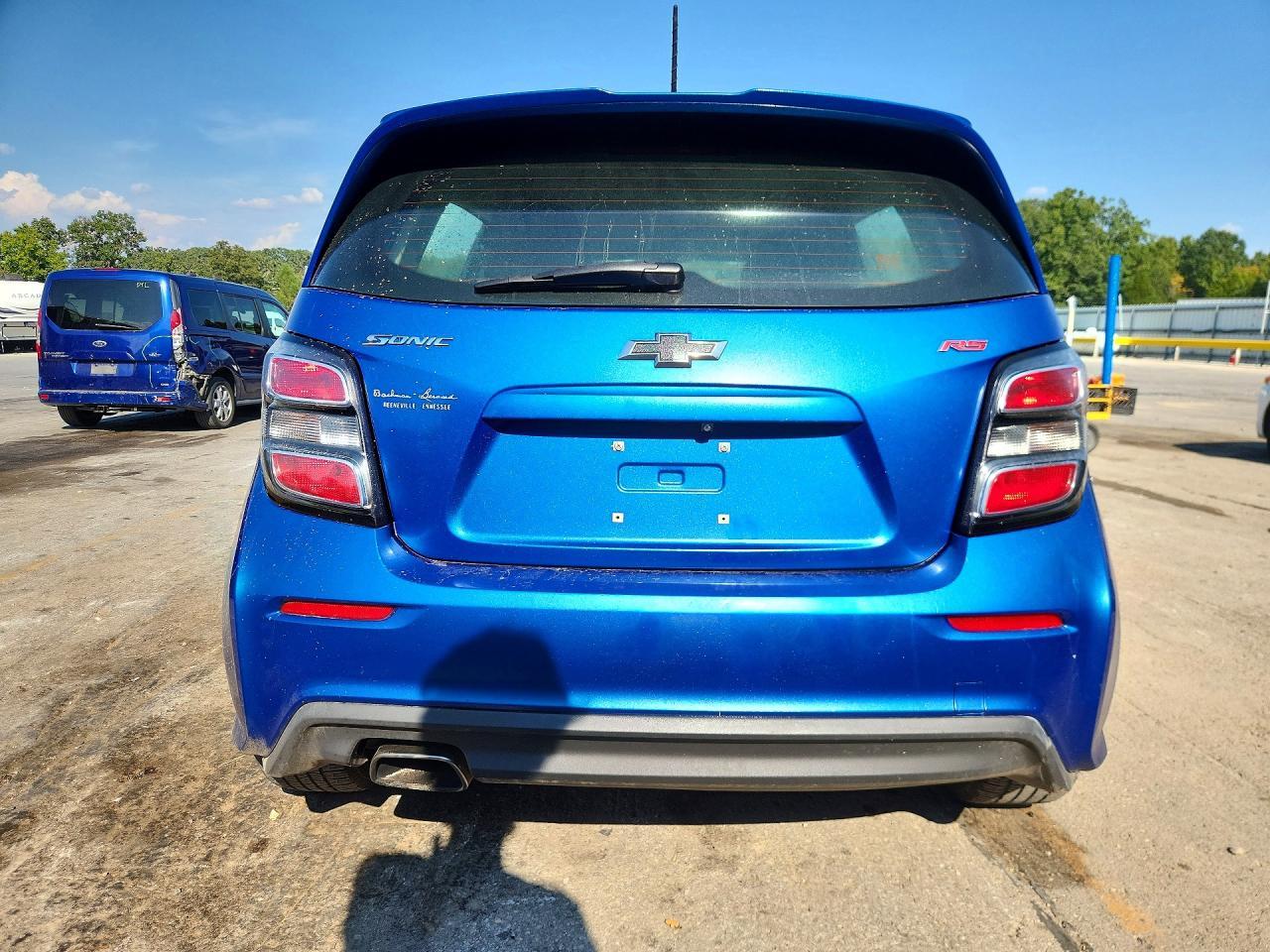 2019 Chevrolet Sonic Lt - zdjęcie 6