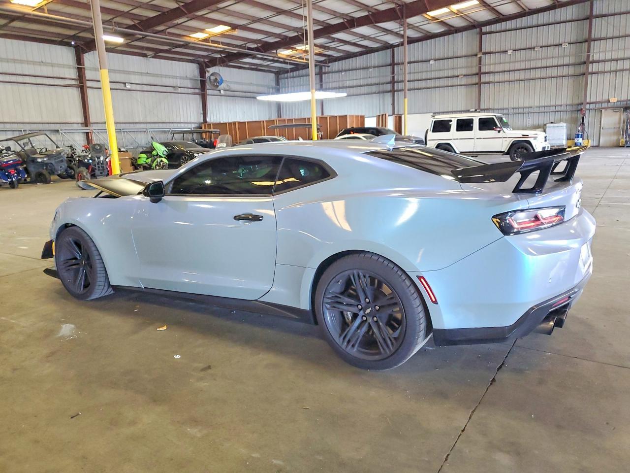 2018 Chevrolet Camaro Zl1 - zdjęcie 2