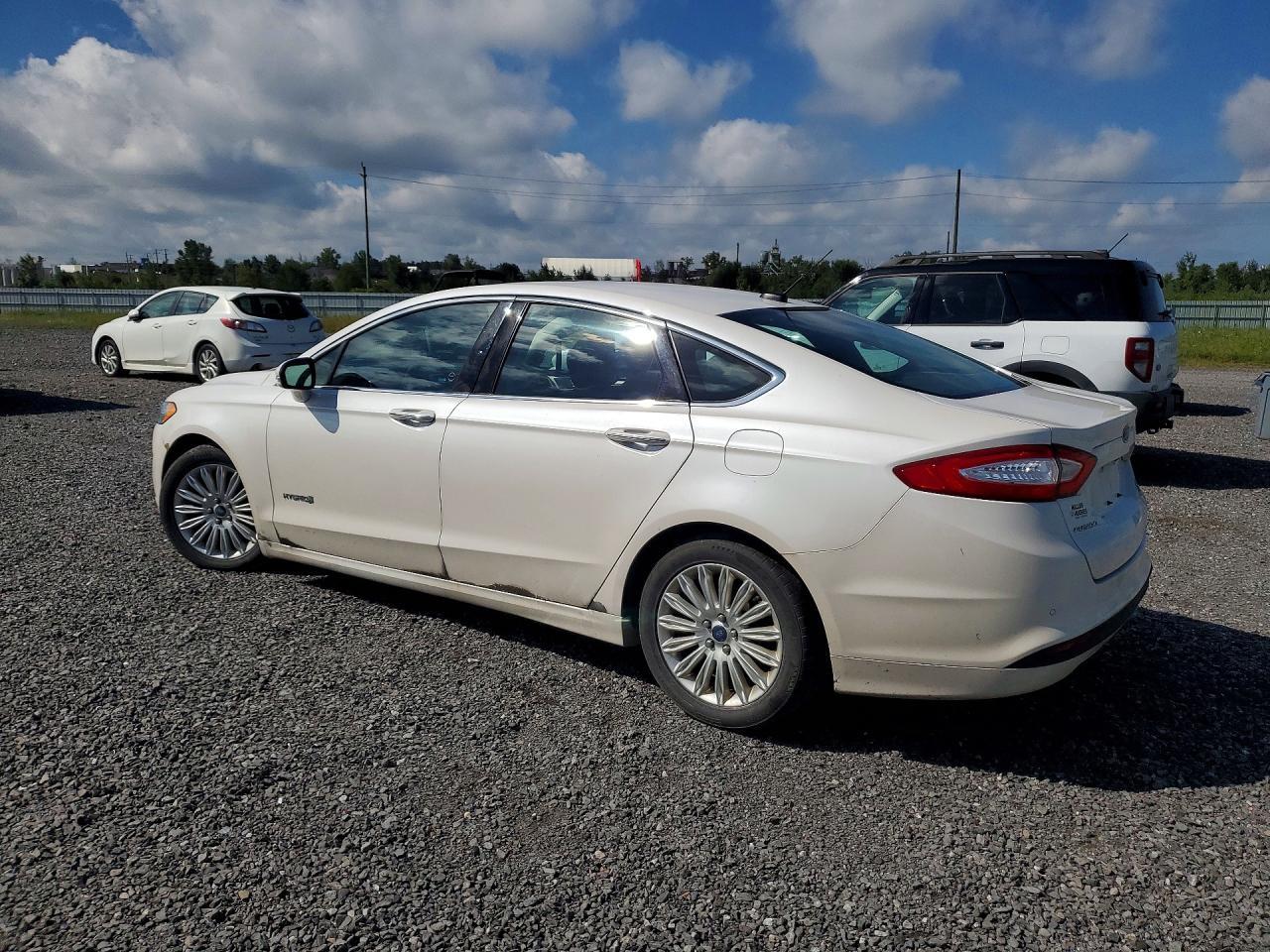 2015 Ford Fusion Se Hybrid - zdjęcie 2