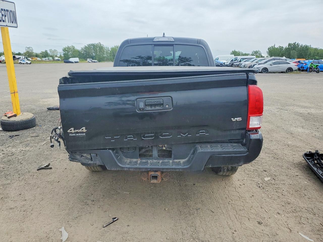 2017 Toyota Tacoma Sr5 V6 - zdjęcie 6