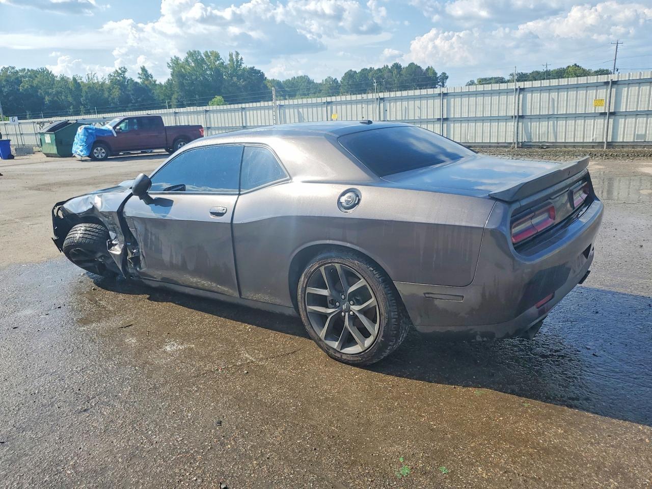2021 Dodge Challenger R/T - zdjęcie 2