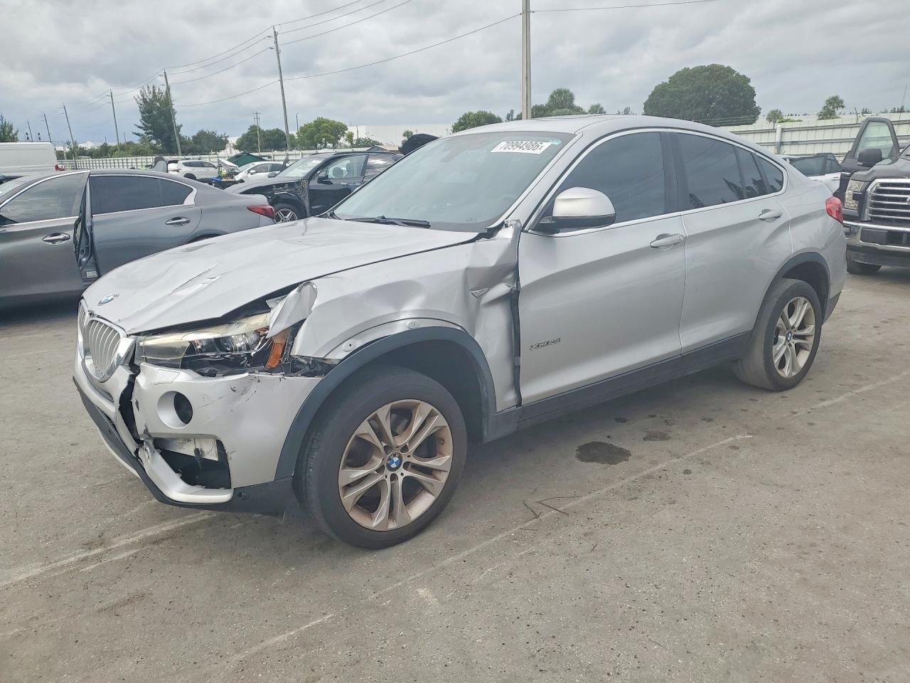 2016 BMW X4 xDrive28I - zdjęcie główne
