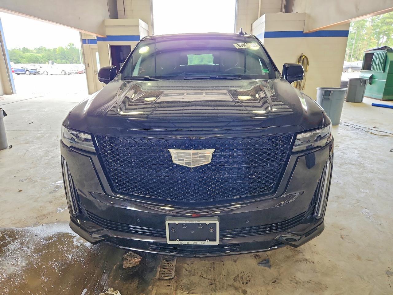 2024 Cadillac Escalade Sport - zdjęcie 5