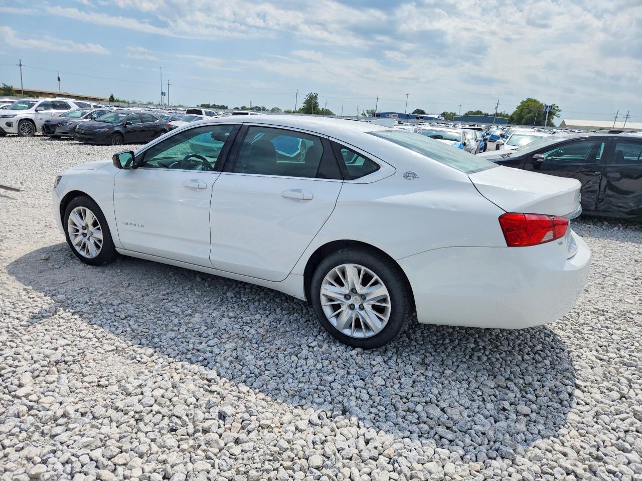 2017 Chevrolet Impala Ls - zdjęcie 2