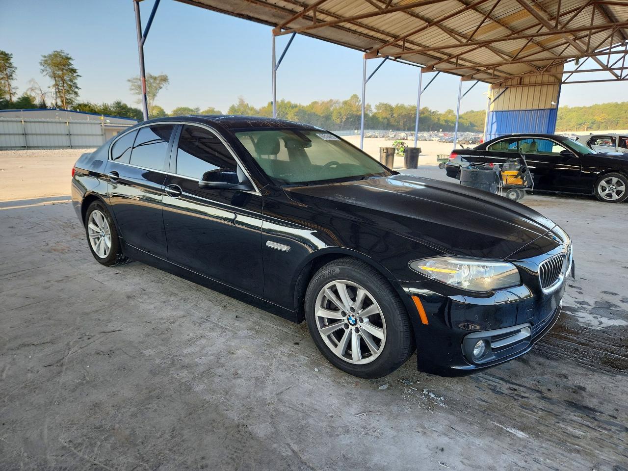 2016 BMW Seria 5 528i - zdjęcie 4