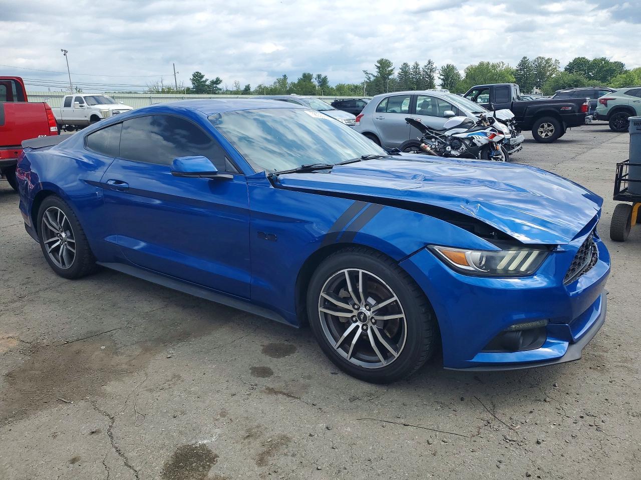 2017 Ford Mustang - zdjęcie 4