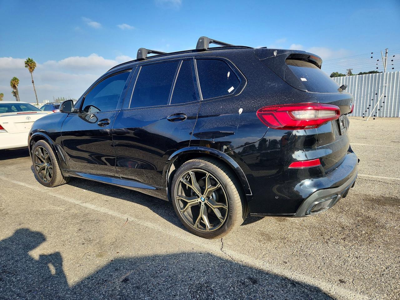 2019 BMW X5 xDrive40I - zdjęcie 2