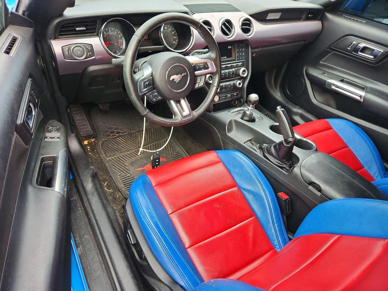 2017 Ford Mustang - zdjęcie 8