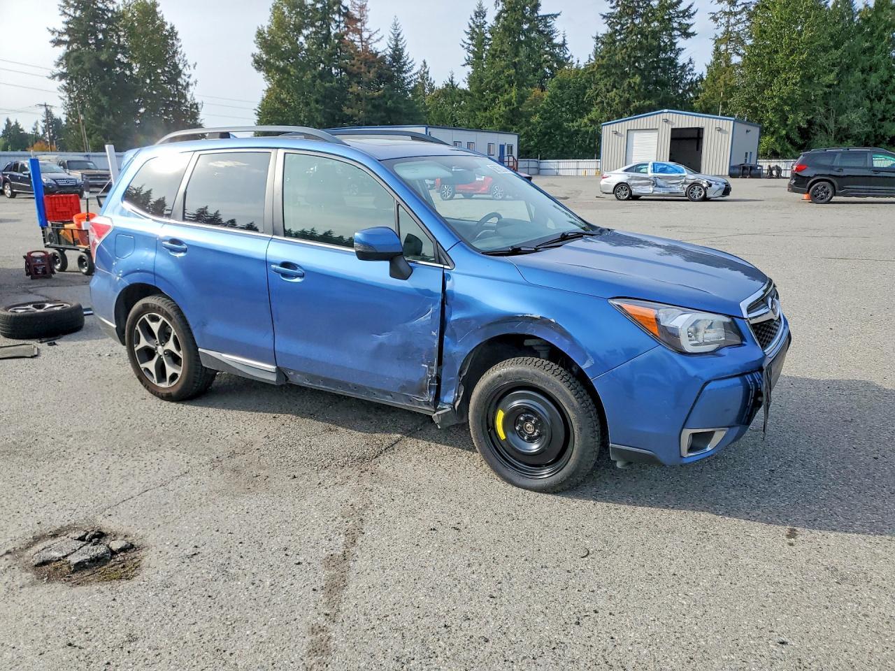 2016 Subaru Forester 2.0Xt Touring - zdjęcie 4
