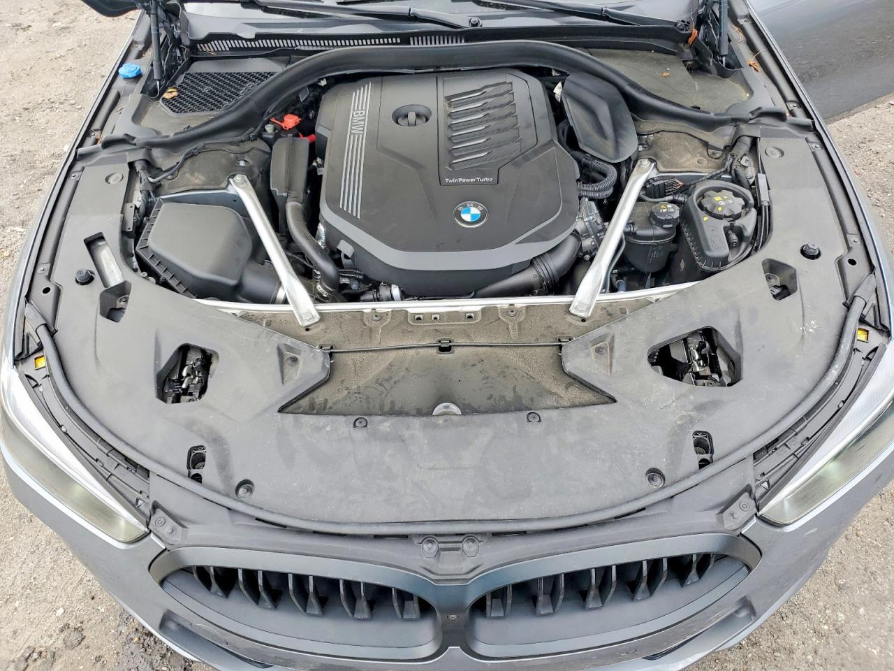 2024 BMW Seria 8 840i - zdjęcie 11