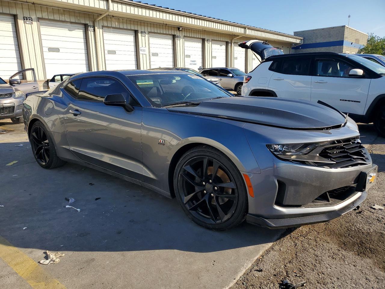 2019 Chevrolet Camaro Lt - zdjęcie 4