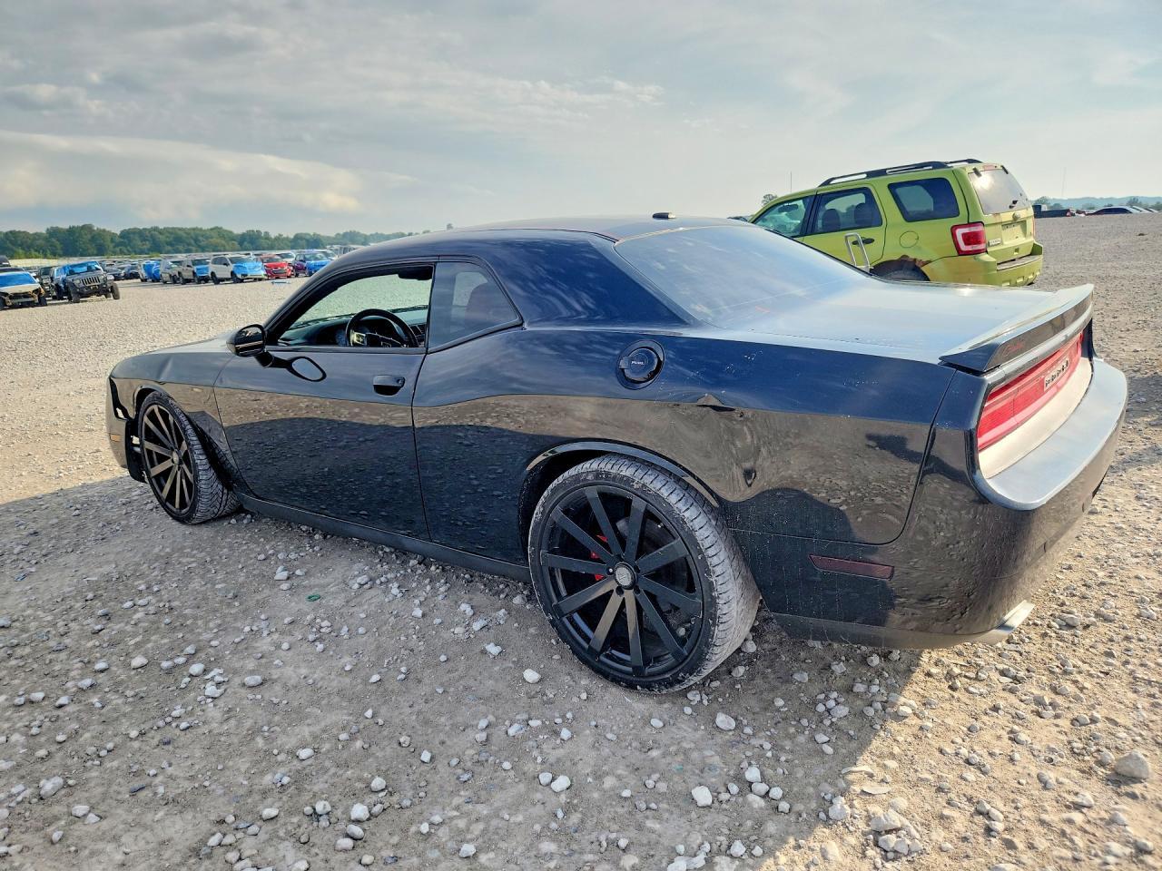 2013 Dodge Challenger R/T - zdjęcie 2