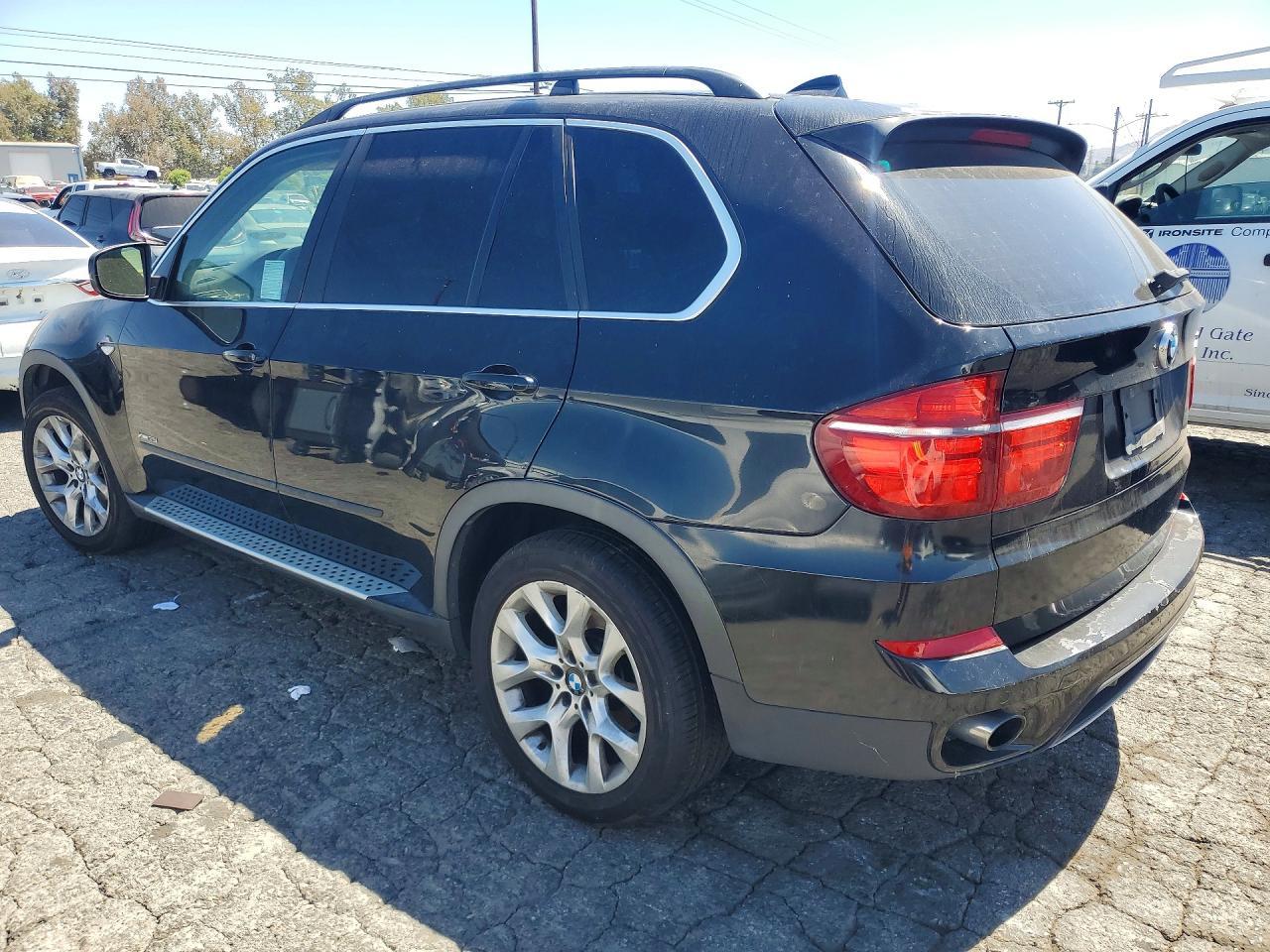 2013 BMW X5 xDrive35I - zdjęcie 2