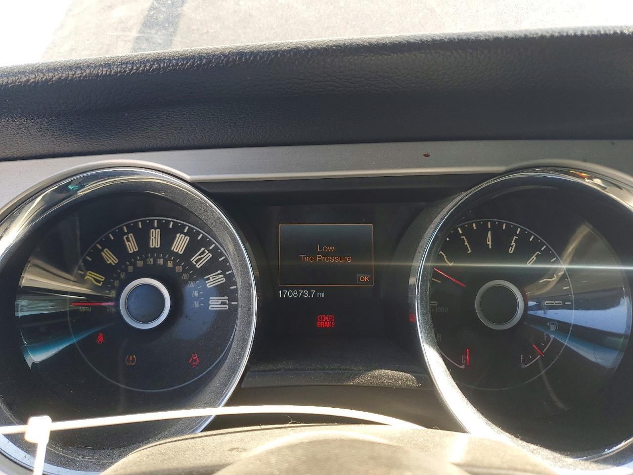 2014 Ford Mustang - zdjęcie 9