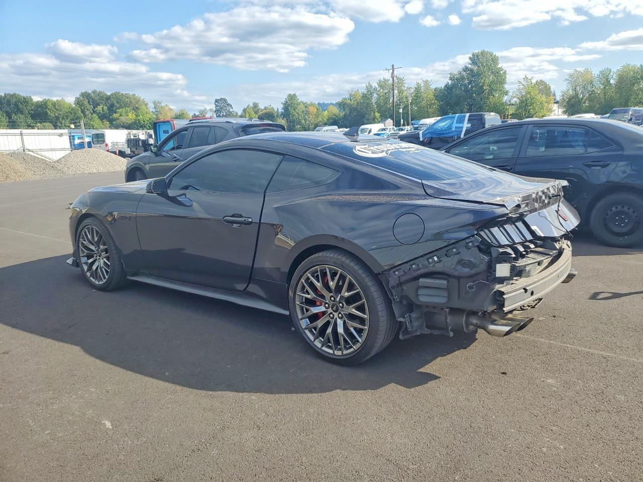 2024 Ford Mustang Gt - zdjęcie 2