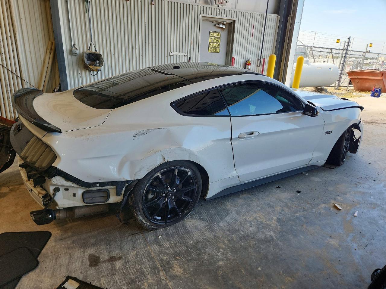 2017 Ford Mustang Gt - zdjęcie 3
