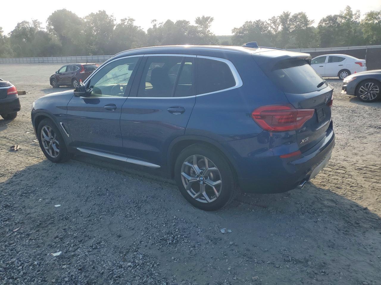 2020 BMW X3 Sdrive30I - zdjęcie 2