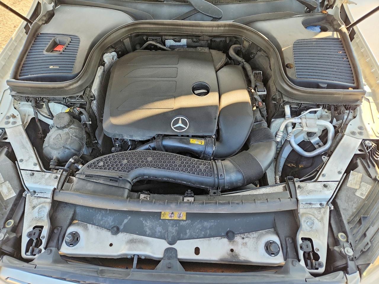 2020 Mercedes-Benz Glc 300 - zdjęcie 12