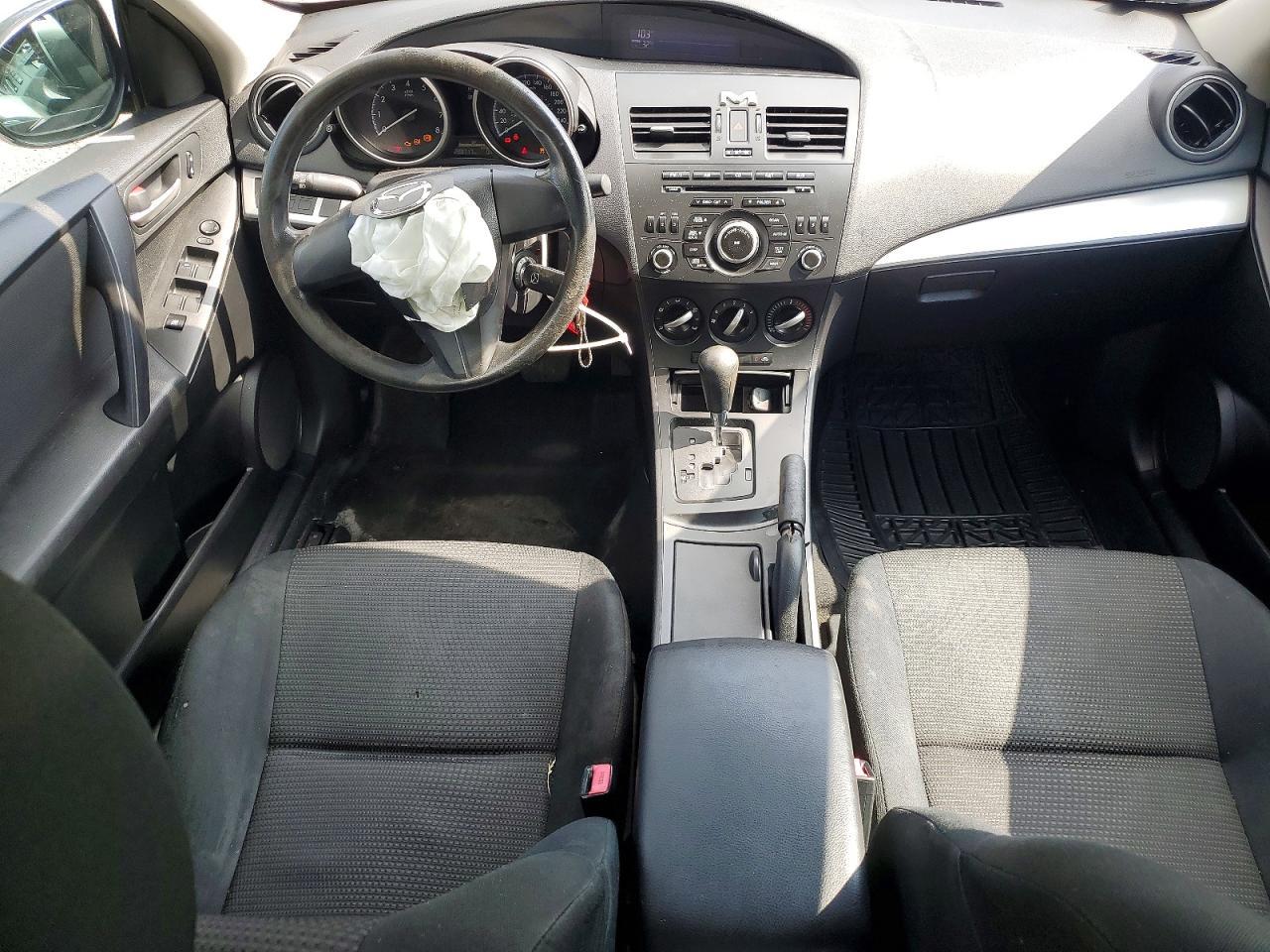 2013 Mazda 3 I - zdjęcie 8