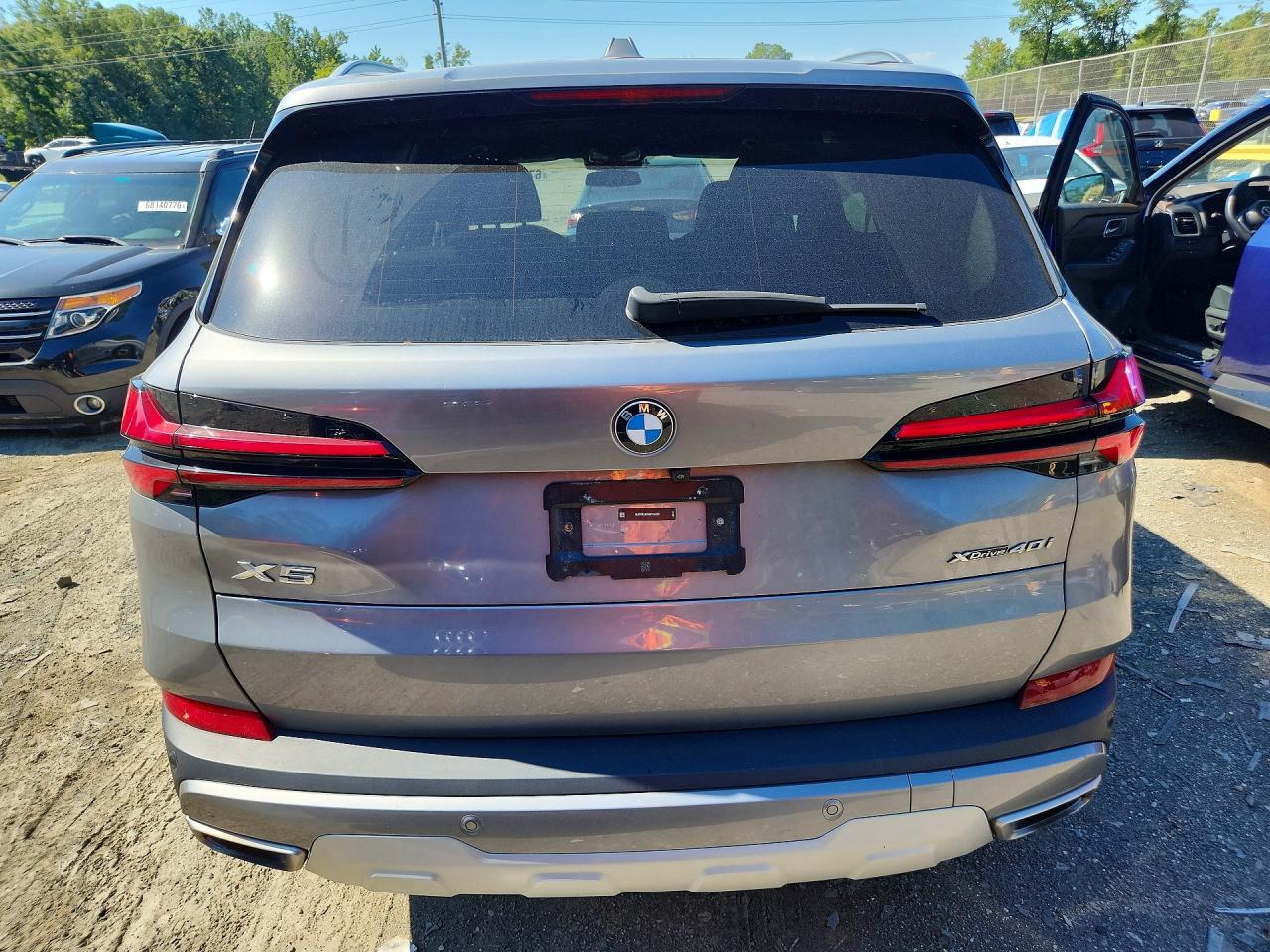2024 BMW X5 xDrive40I - zdjęcie 6