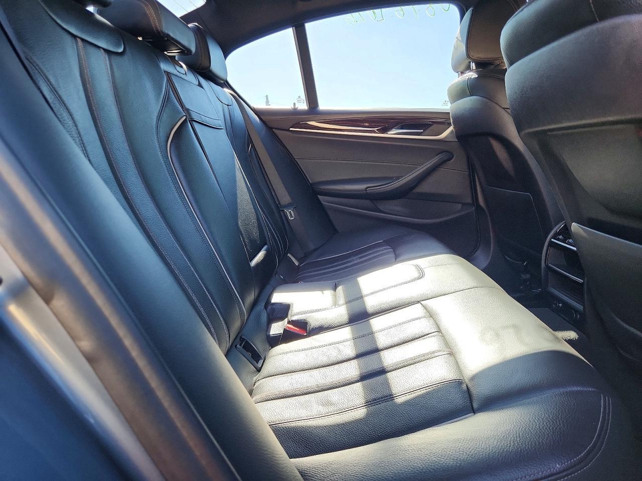 2018 BMW 530E - zdjęcie 10