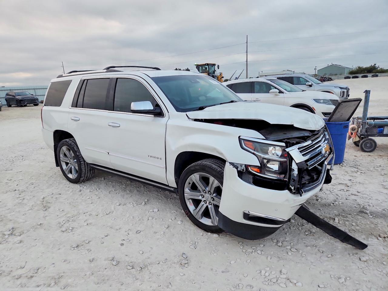 2018 Chevrolet Tahoe C1500 Premier - zdjęcie 4